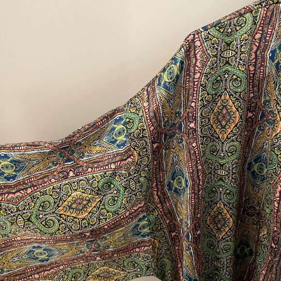 Victoria's Secret xsmall/small silky satin robe - Picture 6 of 7